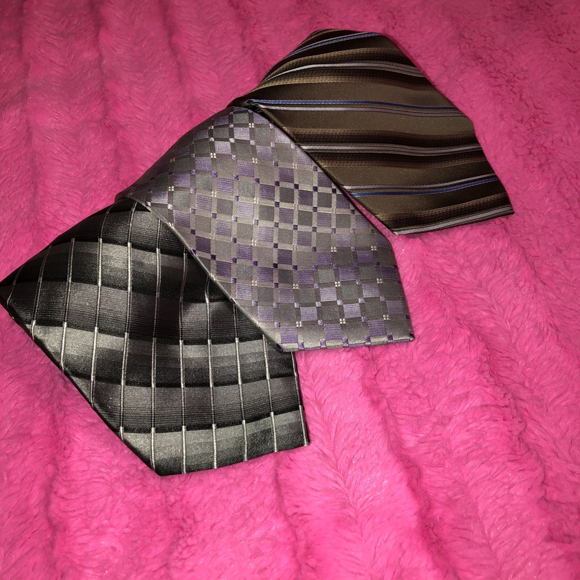 Bundle of 3 Statements ties