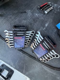 Ratchet wrenches SAE and Metric sets and ratchet/socket set brand new