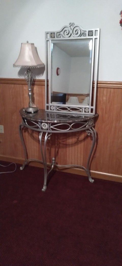 Entryway Table, Mirror & Lamp