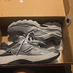 Saucony Nike Adidas New balance Salomon 