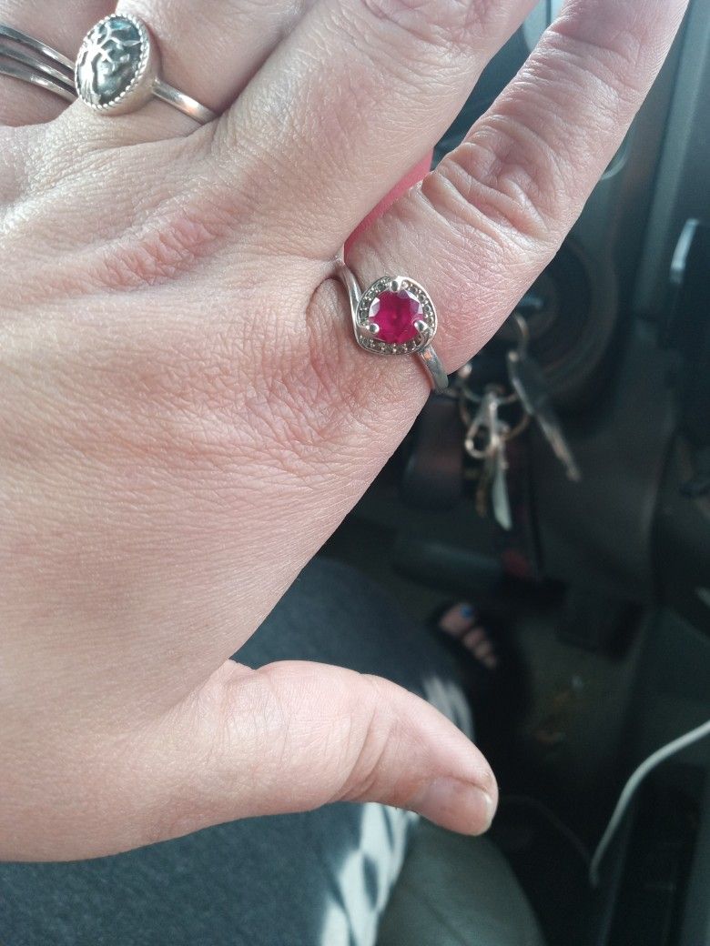 White Gold GORGEOUS Ruby (Cut Is Flawless) Surrounded By 24 Small Diamonds
