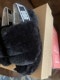 Ugg Fluff Sandels 