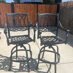 Set Of 2 Barstools