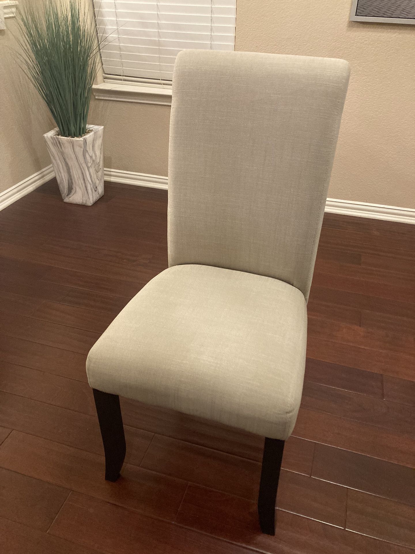 Dining Chair  (1)