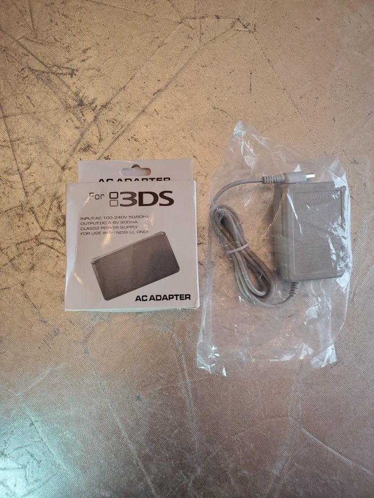 Nintendo DS  video game  AC Adapter Brand New