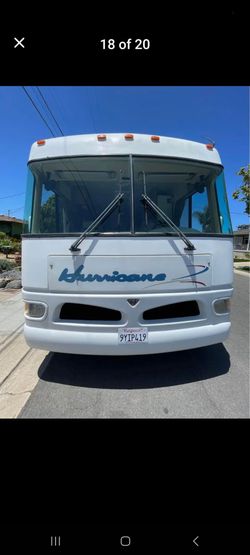 2001 Thor Motor Coach Hurricane
