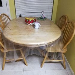 Extendable Dining Table Original Wood With 4 Chairs. 