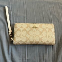 coach beige wallet wristlet