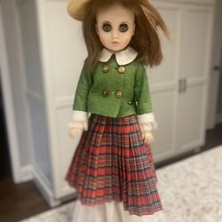 Madame Alexander Vintage Maggie Doll With Stand