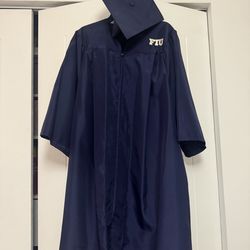 FIU cap & gown