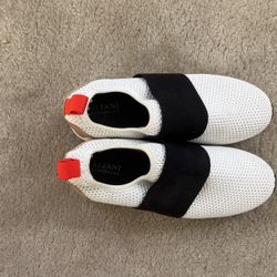Shoe Alfani Size 8.5