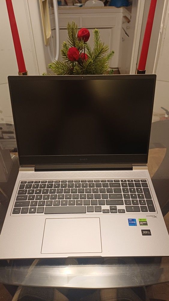 💻 Laptop Gamer de Alto Rendimiento – $850 USD
RTX 4070 