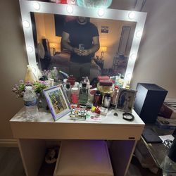 Small Vanity/w Stool 