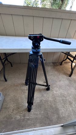 Professional Video Tripod w/ Fluid Head-Sirui SH25(Comes w/ Bag)
