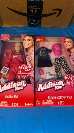 Addison Rae Doll And Clothing Set