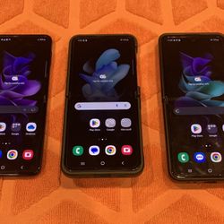3 Samsung Z Flips