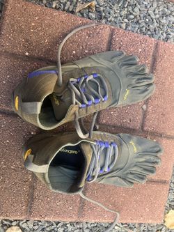 Vibram Fivefinger shoes