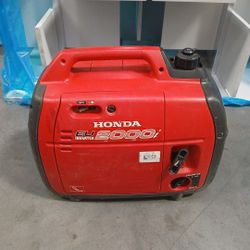 HONDA EU INVERTER 2000 GENERATOR
