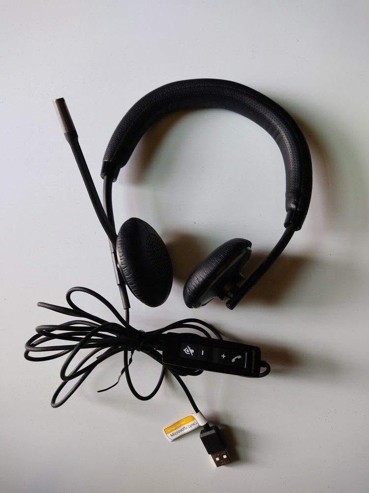 Plantronics Blackwire Headset (Model: C520-M) For Sale