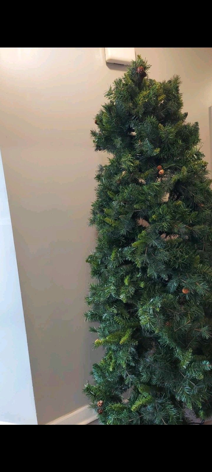 Nice Christmas Tree 7 Ft