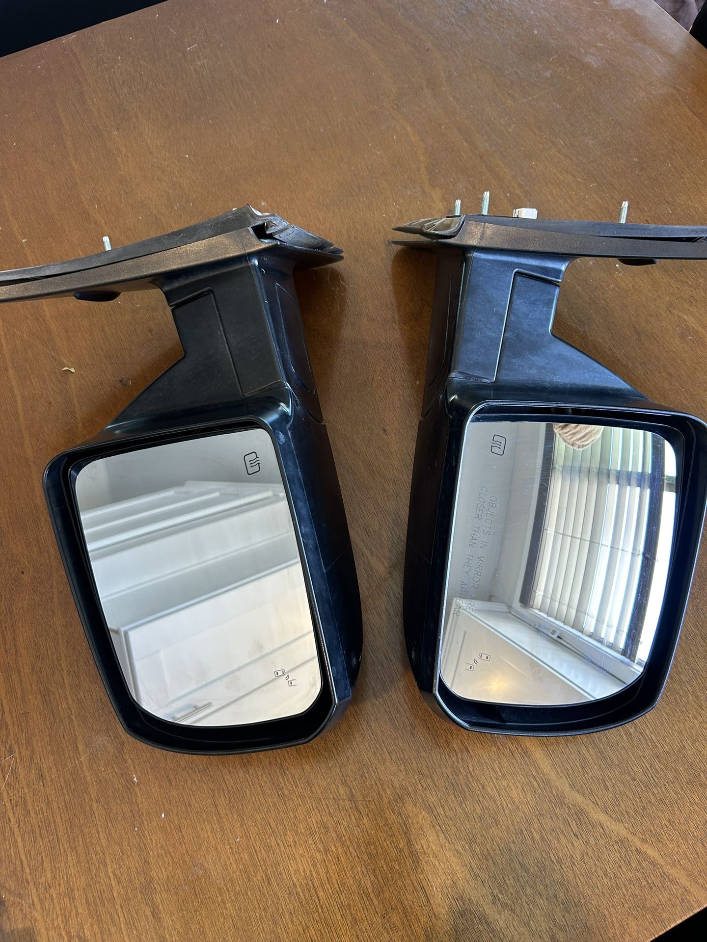 2014-2021 TOYOTA TUNDRA OEM MIRRORS