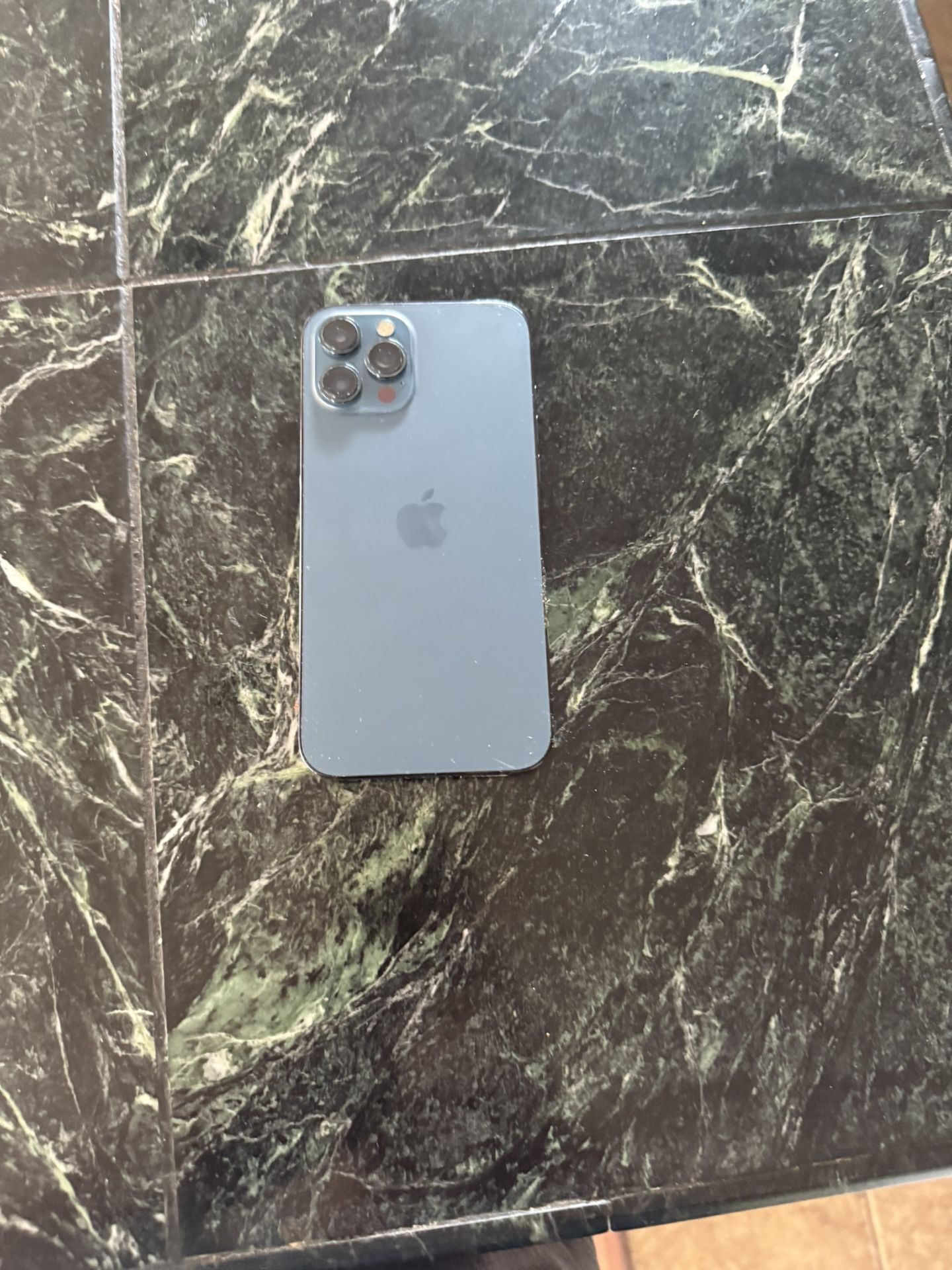 iPhone 12 Pro Max (Blue)