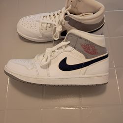Jordan 1 Mid