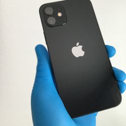 Brand New Condition iPhone 12 64GB unlocked Black 