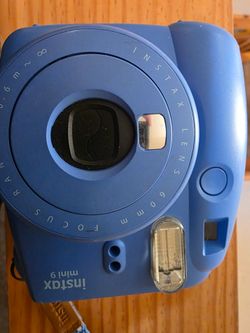 “Fujifilm Instax Mini 9 Instant Camera – Blue – Works Great”.