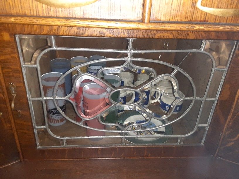 BEAUTIFUL ANTIQUE BUFFET