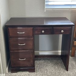 Desk And Chair 