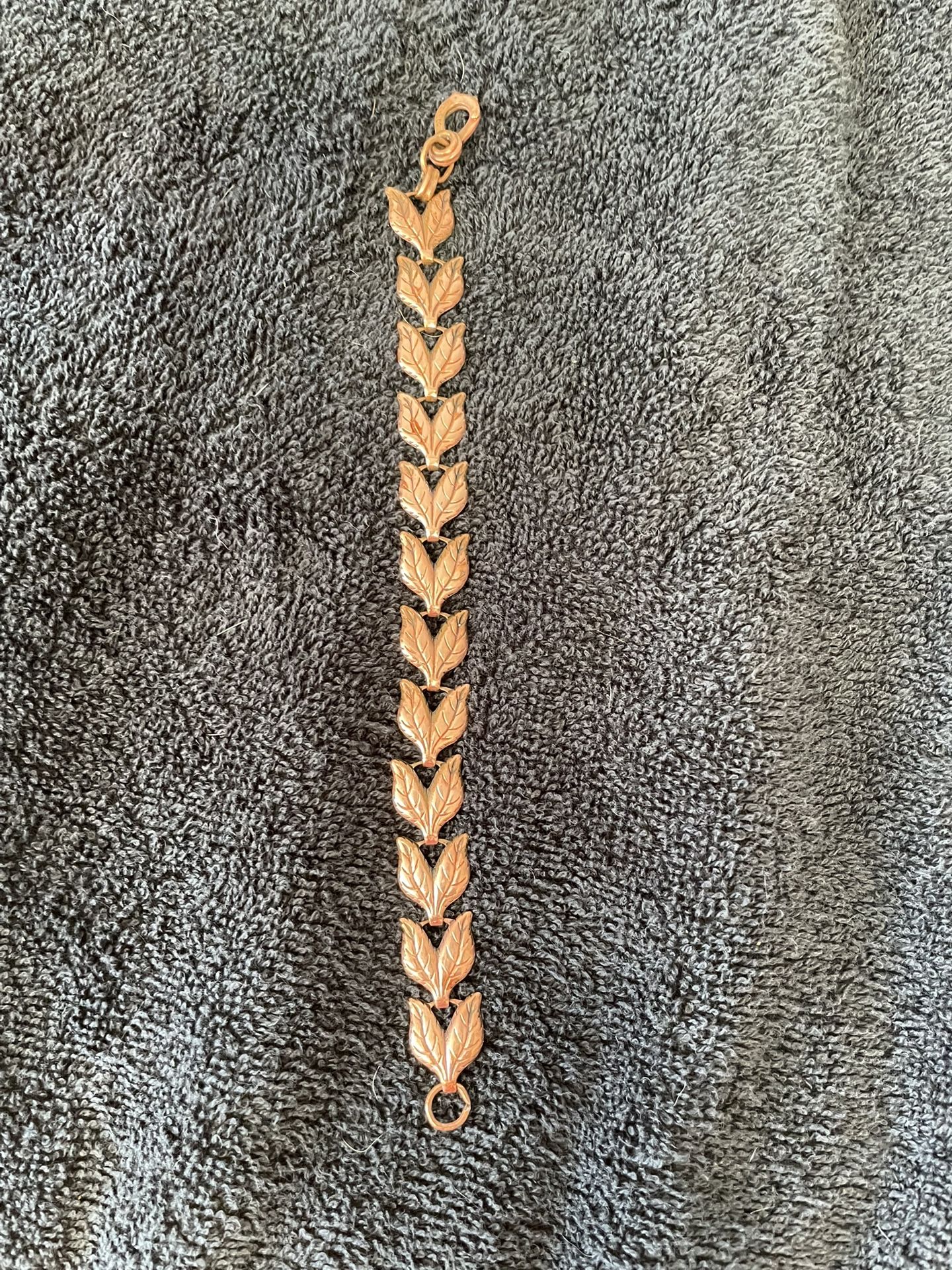 Interlocking Copper Leaf Bracelet