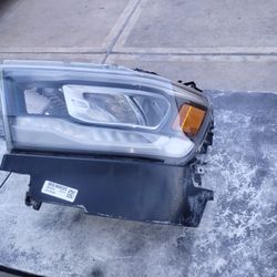 2019 Ram Headlight 
