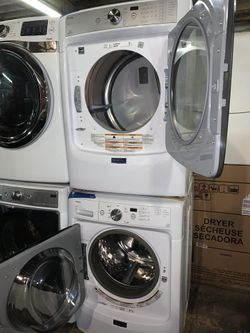 Maytag front load washer and electric 220volts dryer like new with 4 months warranty