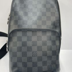 Louis Vuitton Messenger Bag