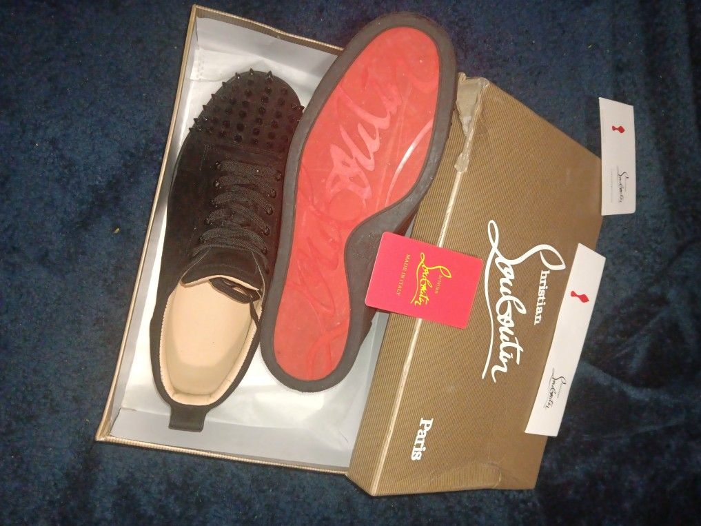 Red Bottoms Trad Or Sell Lmkkk For Iphone