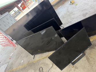 6 smart tvs 1 speaker all for $500 firmes