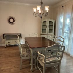 Charming Country French Dining Set