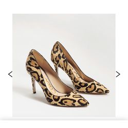 Sam Edelman Leopard Shoe Size 6