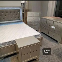 5 Pcs Lyssa LED Bedroom Set Queen or King Bed Dresser Nightstand Mirror And Chest 