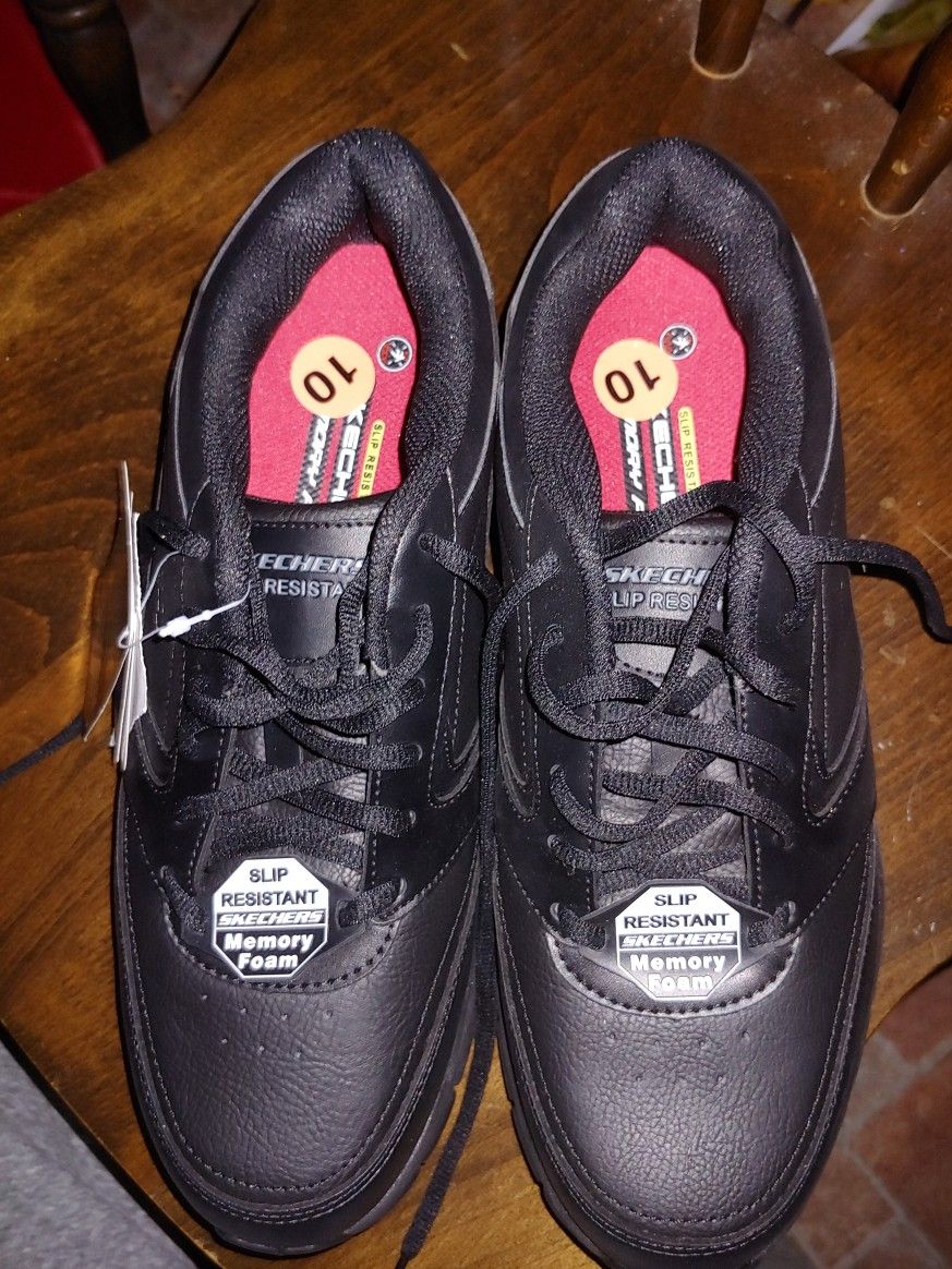 Skechers Men's Nampa Food Service Shoe
Size :10