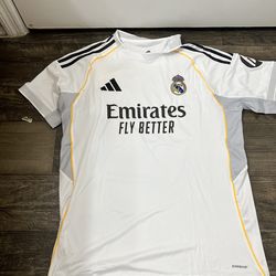 Adidas Real Madrid white emirates soccer  jersey Size XL #football #soccer