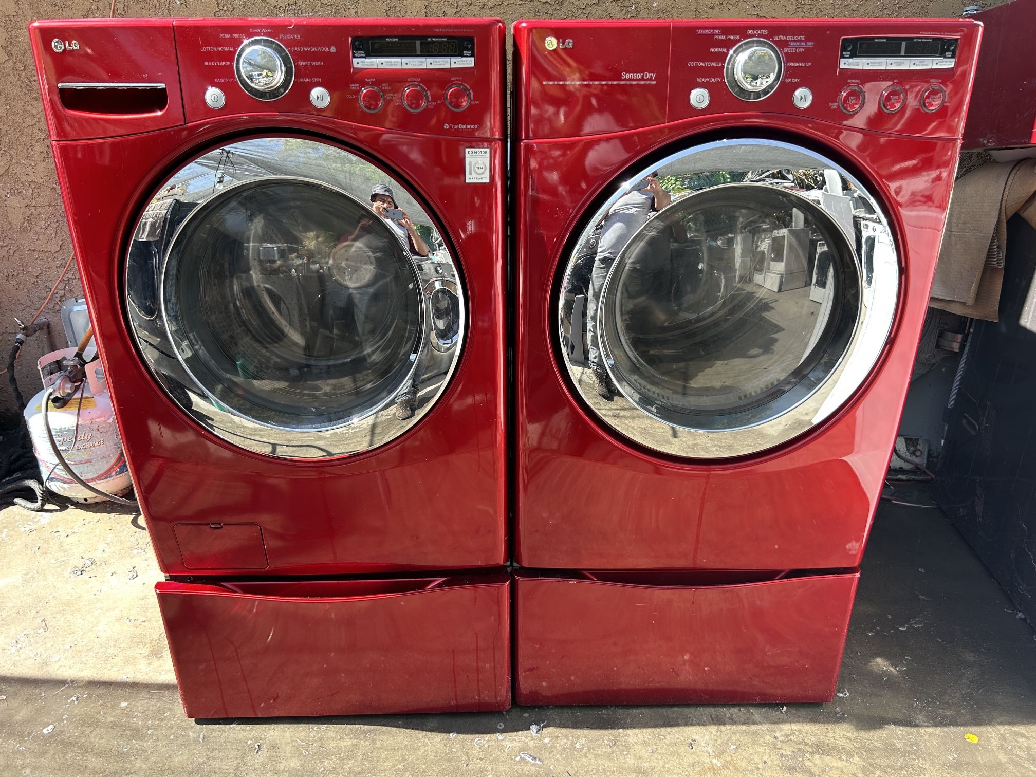 LG. WASHER AND GAS DRYER for Sale in Phillips Ranch, CA OfferUp
