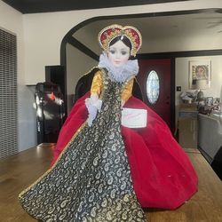 Vintage 1988 Madam Alexander Mary Queen of Scots 21" Doll model #2252