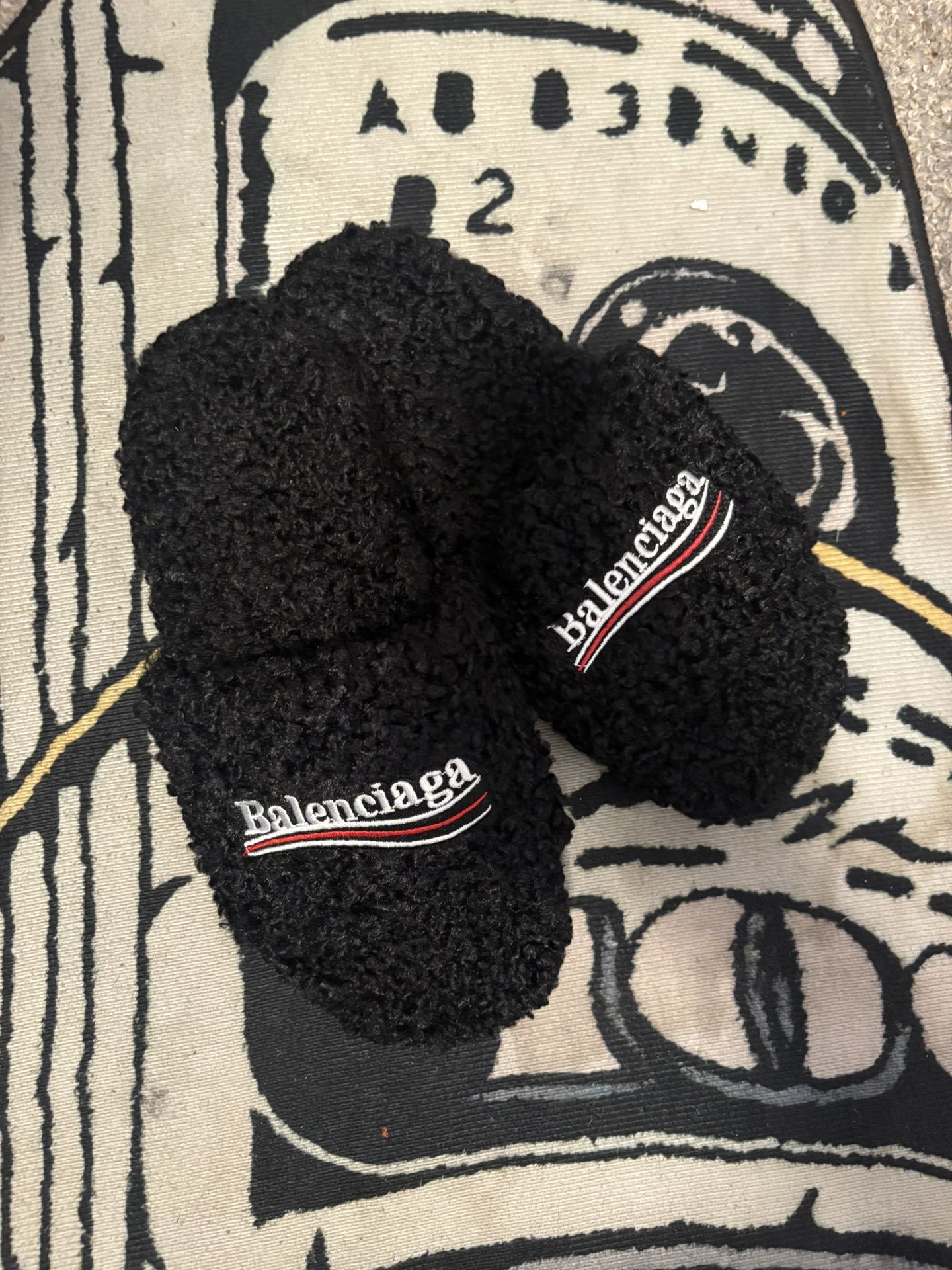 Balenciaga Slides