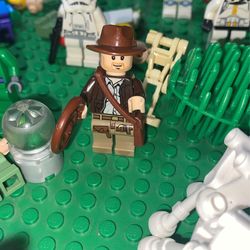 Indiana Jones Lego Mini Figure