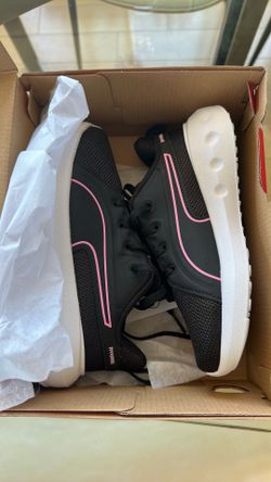 PUMA Black Pink girls running shoes  13.5c