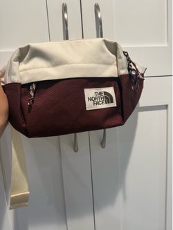 The north face fanny pack