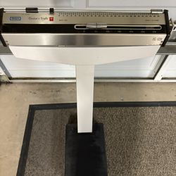 Vintage Doctors Scale