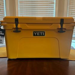 Yeti Tundra 45 Cooler
